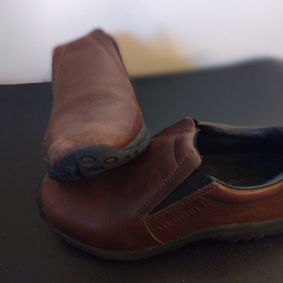 Brown Merrell air cushion moc shoes - Picture 2 of 8